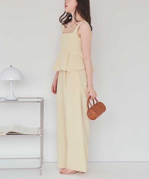 titivate(ティティベイト)の「ハイウエストツータックワイドパンツ(その他パンツ・レディース・アイボリー/ブラック/イエロー/ダークブラウン・TM/M/S/PS(XS-S))」の9枚目の写真