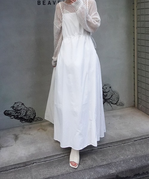 CORNERS(コーナーズ)の「ナイロンギャザーキャミワンピース(ワンピース・レディース・ブラック/オフホワイト/ベージュ・M)」の7枚目の写真