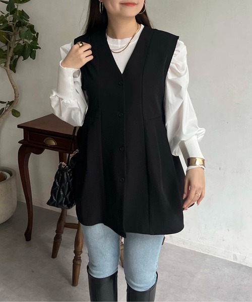 prose verse(プロズヴェール)の「Vネックタックプリーツペプラムジレ(ベスト・レディース・ブラック/アイボリー・フリ-)」の15枚目の写真