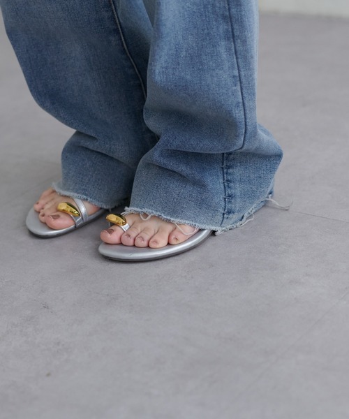 LARUTA（ラルータ）の「【LARUTA】長さ変えれるセルフカットデニム（デニムパンツ・レディース・ブラック/インディゴブルー/ブルー・LARGE/MEDIUM/SMALL）」の11枚目の写真