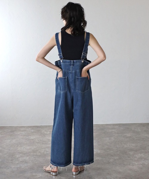 COMMRE（コムル）の「【マルチウェイ】デニムサロペットパンツ