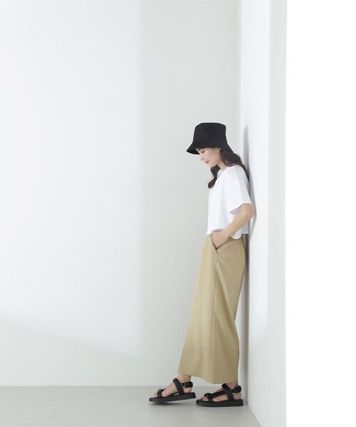 NATURAL BEAUTY BASIC(ナチュラルビューティーベーシック)の「◇【Oggi掲載】バックエンボスクロップドTシャツ(Tシャツ/カットソー・レディース・オフホワイト/チャコールグレー/ピンク・FREE)」の14枚目の写真