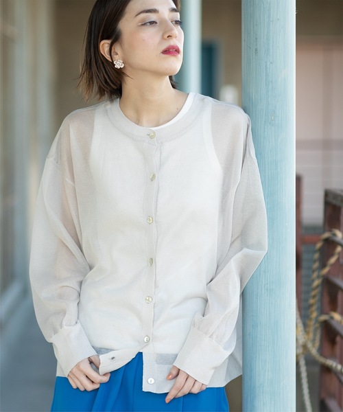 OPAQUE.CLIP（オペークドットクリップ）の「◆前後2WAY シアークルーネックニット【洗濯機洗い可】（ニット/セーター・レディース・ホワイト系6/ブラック系5/ピンク系1/ライトグレー系5/スモーキーグリーン系6・00）」の3枚目の写真