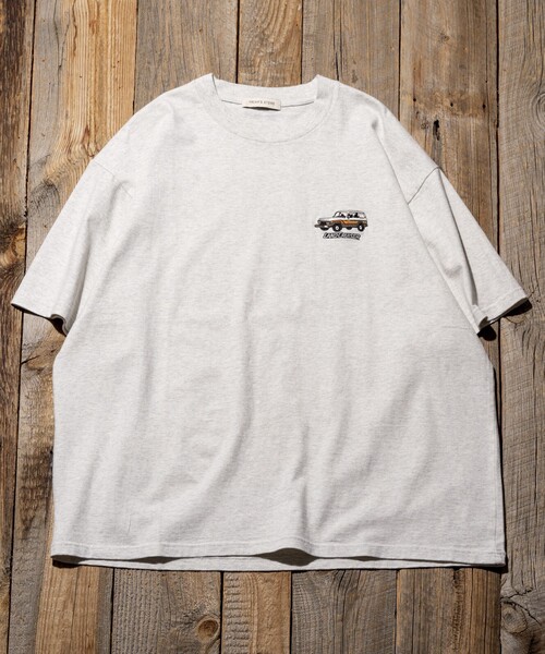 FREAK'S STORE（フリークスストア）の「リラックスフィット ランクル60 バックプリント ショートスリーブ クルーネックTシャツ/ランドクルーザー/トートバッグ（Tシャツ/カットソー・メンズ・ホワイト/オリーブ/ブラック/アッシュ/ベージュ・LARGE/MEDIUM）」の6枚目の写真