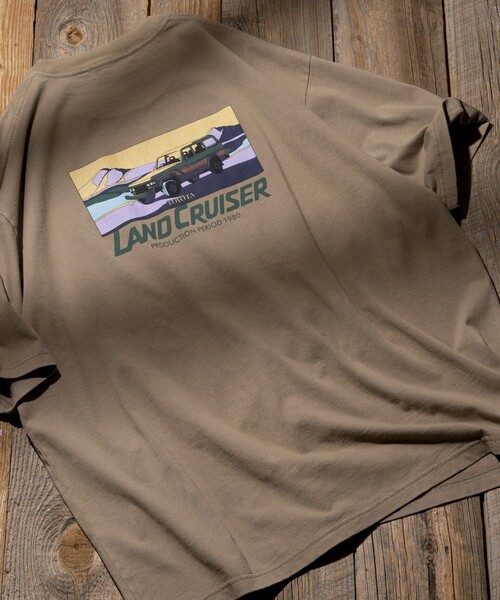 FREAK'S STORE（フリークスストア）の「リラックスフィット ランクル60 バックプリント ショートスリーブ クルーネックTシャツ/ランドクルーザー/トートバッグ（Tシャツ/カットソー・メンズ・ホワイト/オリーブ/ブラック/アッシュ/ベージュ・LARGE/MEDIUM）」の15枚目の写真