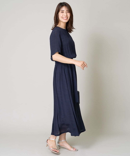 a.v.v(アーヴェヴェ)の「細ストラップサンダル(サンダル・レディース・ブラック/シルバー・24.5/23.5/22.5)」の4枚目の写真