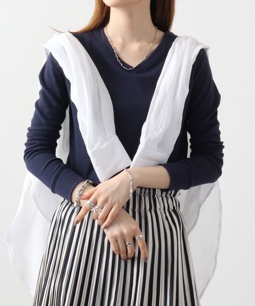 atONE(アットワン)の「atONE ワッフルVネック長袖Tシャツ(Tシャツ/カットソー・レディース・ブラック/カーキ/ホワイト/ネイビー/杢グレー・L/LL/3L/4L/M)」の5枚目の写真