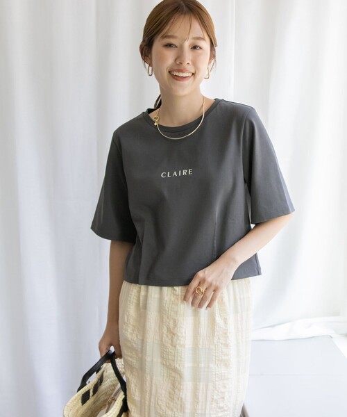 NOLLEY’S(ノーリーズ)の「ショート丈プリントTシャツ(Tシャツ/カットソー・レディース・オフホワイト/ブラック系その他/ベージュ系その他/チャコールグレー・38)」の10枚目の写真