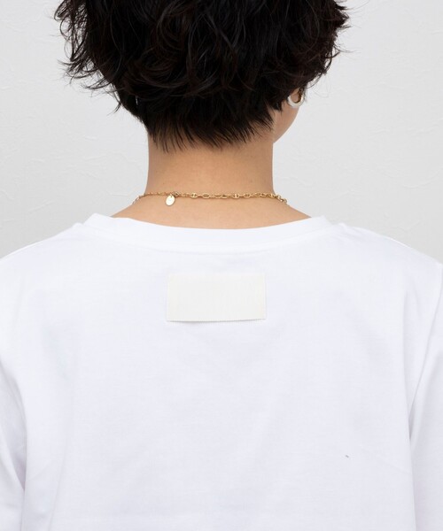 NOLLEY’S(ノーリーズ)の「ショート丈プリントTシャツ(Tシャツ/カットソー・レディース・オフホワイト/ブラック系その他/ベージュ系その他/チャコールグレー・38)」の20枚目の写真