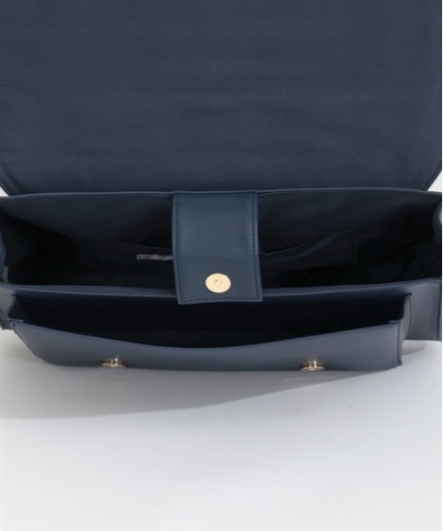 axes femme POETIQUE（アクシーズファムポエティック）の「ベアー金具サッチェルバッグ（ショルダーバッグ・レディース・ベージュ/ネイビー/ブラウン・FREE）」の16枚目の写真