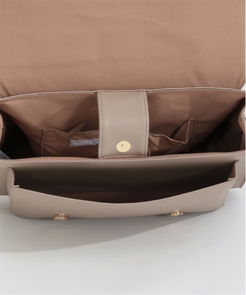 axes femme POETIQUE（アクシーズファムポエティック）の「ベアー金具サッチェルバッグ（ショルダーバッグ・レディース・ベージュ/ネイビー/ブラウン・FREE）」の5枚目の写真