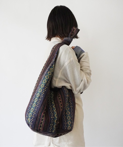 J.AUGUR ストライプ柄ショルダーバッグ J.AUGUR ストライプ柄ショルダーバッグ 2025年最新】j.augur