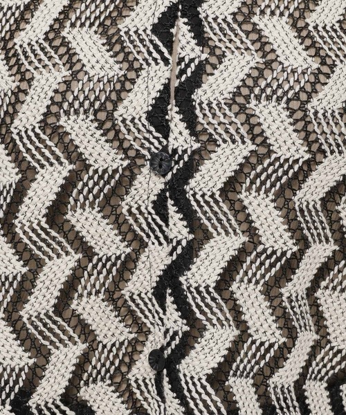 niko and...(ニコアンド)の「アソート幾何柄レースシャツ(シャツ/ブラウス・レディース・ベージュ/グリーン/ブルー/ブラック・MEDIUM/LARGE)」の18枚目の写真