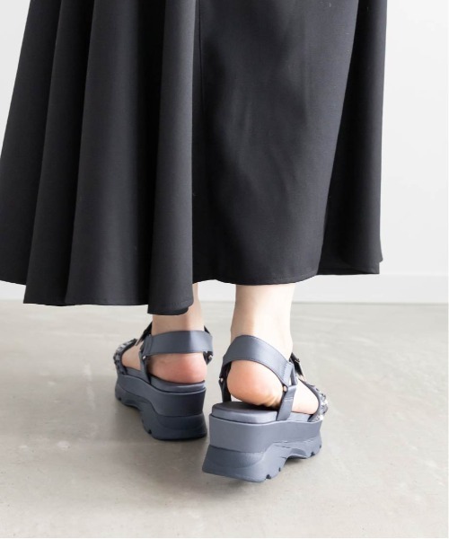 RANDA(ランダ)の「スパンコールベルト スポーツサンダル(サンダル・レディース・ホワイト/ブルー/ブラック・L/M/S/LL)」の6枚目の写真