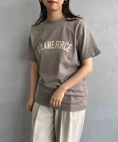 AMERICANA\"ロゴTシャツ　本日のみ値下げ AMERICANA tシャツ 「Americana（アメリカーナ） for SALON