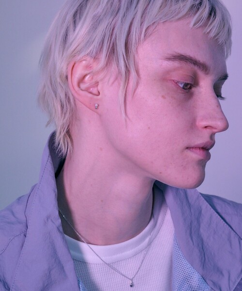 and cloud(アンドクラウド)の「Minimum Pearl Pierce/Single(ピアス(片耳用)・レディース・ブラック/シルバー/イエローゴールド・FREE)」の4枚目の写真