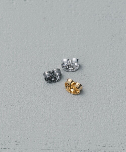 and cloud(アンドクラウド)の「Minimum Pearl Pierce/Single(ピアス(片耳用)・レディース・ブラック/シルバー/イエローゴールド・FREE)」の9枚目の写真