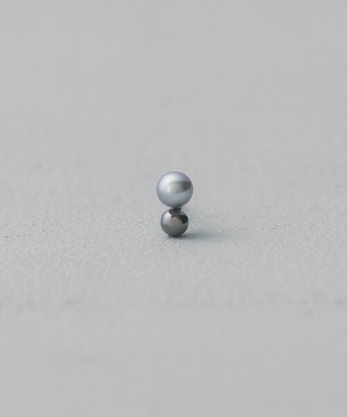 and cloud(アンドクラウド)の「Minimum Pearl Pierce/Single(ピアス(片耳用)・レディース・ブラック/シルバー/イエローゴールド・FREE)」の16枚目の写真