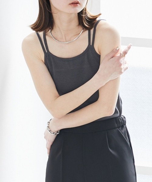 nissen(ニッセン)の「ダブルストラップキャミソール(カップ付)(キャミソール・レディース・ブラック/サックスブルー/オフホワイト/グレー/グリーン・LL/S/M/L)」の20枚目の写真