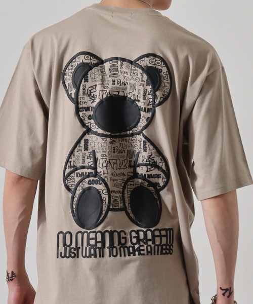 RE730(アールイーセブンサーティー)の「RE730 オーバーサイズTシャツ ベア/ダメージ/刺繍/バックプリント/ワイドシルエット(Tシャツ/カットソー・メンズ・ブラック系3/ブラック系2/ブラック系1/ブルー系4/ブルー系3/ブルー系1/ホワイト系1/ホワイト系4/ホワイト系3/ホワイト系2/ブラック系4/グレー系3/ブラック/ホワイト・L/M/XL)」の11枚目の写真