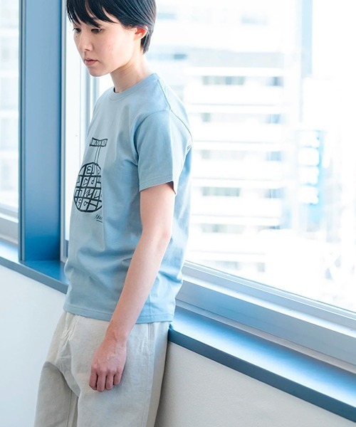 DO Original(ドー オリジナル)の「果実のTシャツ(Tシャツ/カットソー・レディース・ホワイト/サックスブルー・MEDIUM)」の4枚目の写真
