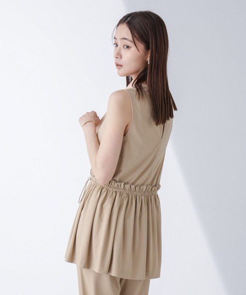 NANO universe(ナノユニバース)の「AtPARK&DAILYWEAR/サイドドロストトップス(セットアップ可)(Tシャツ/カットソー・レディース・ベージュ/ブラック・S/M)」の3枚目の写真