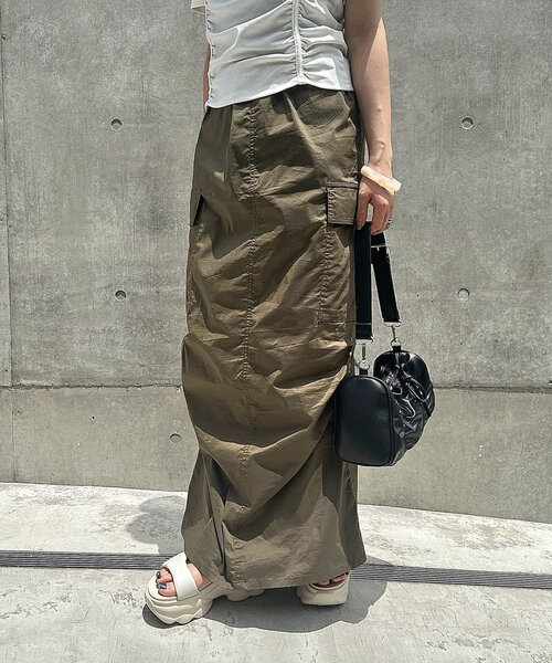 mline（エムライン）の「[mline]ミリタリーカーゴスカート（スカート・レディース・ブラック/カーキ/オフホワイト/チャコールグレー・1/2）」の22枚目の写真