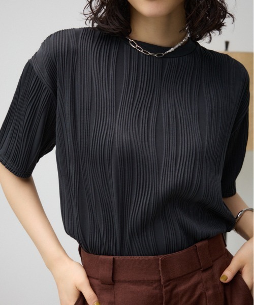 AZUL by moussy(アズールバイマウジー)の「ソリッドテクスチャーTシャツ(Tシャツ/カットソー・レディース・ブラック/オフホワイト/ダークオレンジ/ダークベージュ・SMALL/MEDIUM)」の3枚目の写真