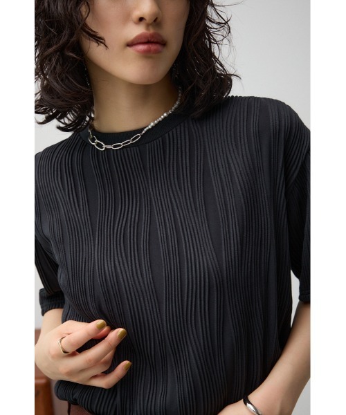 AZUL by moussy(アズールバイマウジー)の「ソリッドテクスチャーTシャツ(Tシャツ/カットソー・レディース・ブラック/オフホワイト/ダークオレンジ/ダークベージュ・SMALL/MEDIUM)」の6枚目の写真