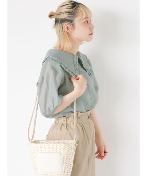 ehka sopo（エヘカソポ）の「シアービッグ襟ブラウス（シャツ/ブラウス・レディース・ブラック/オフホワイト/イエロー/ミント・F）」の7枚目の写真