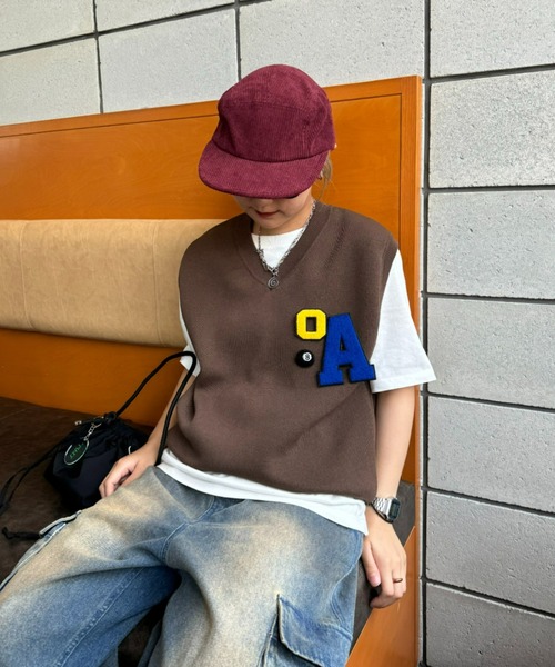 CIAOPANIC TYPY(チャオパニックティピー)の「【UNISEX】ワッペンニットベスト(ベスト・メンズ・グレー/ブラウン/ネイビー・MEDIUM/LARGE)」の10枚目の写真