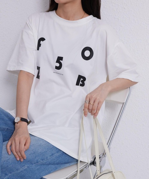 MAISON DE THERESE(メゾン ド テレーズ)の「ビッグサイズロゴプリントTシャツ(Tシャツ/カットソー・レディース・ホワイト・FREE)」の1枚目の写真