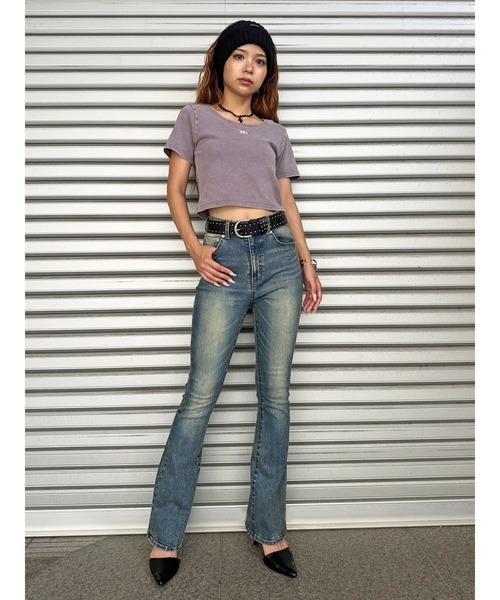 EGOIST（エゴイスト）の「ロゴ刺繍加工チビT（Tシャツ/カットソー・レディース・ライトブラウン/ネイビー/ブラック・FREE）」の2枚目の写真