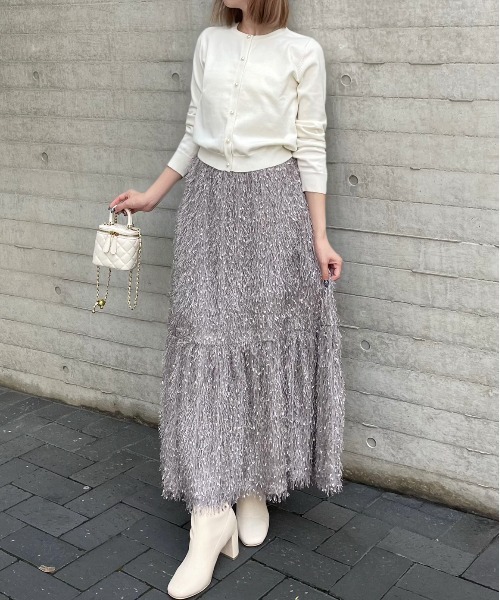 clear（クリア）の「【低身長用サイズ有】フリンジフレアスカート [高見え 大人カジュアル オケージョン]≪再入荷≫（スカート・レディース・アイボリー/グレイッシュベージュ/ピンクベージュ・F/XS）」の4枚目の写真