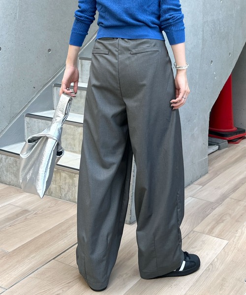 ABYS(アビス)の「ツータックワイドカーブスラックス(スラックス・レディース・グレー/ブラック・LARGE/MEDIUM)」の4枚目の写真