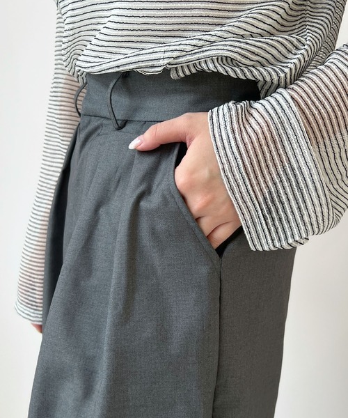 ABYS(アビス)の「ツータックワイドカーブスラックス(スラックス・レディース・グレー/ブラック・LARGE/MEDIUM)」の7枚目の写真