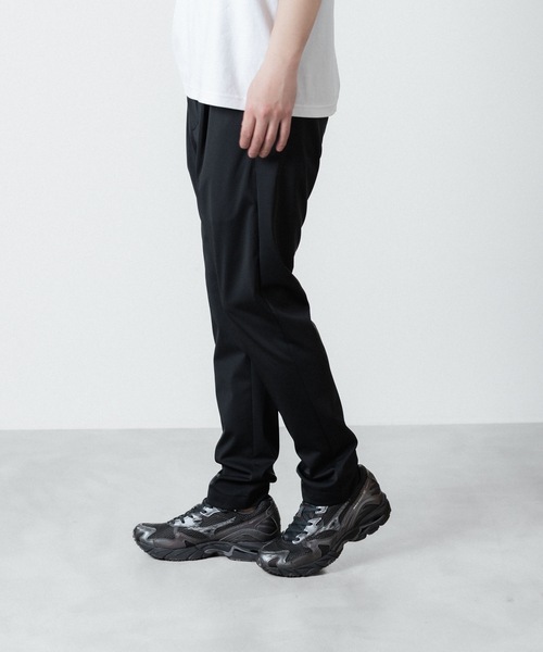 ATTACHMENT(アタッチメント)の「【 直営店・ZOZOTOWN限定 】ルカマットツイスト レギュラーフィット イージートラウザーズ / LUCA MATTE TWIST REGULAR FIT EAST TROUSERS(スラックス・メンズ・ブラック/ダークカーキ/ネイビー・1/2/3)」の14枚目の写真