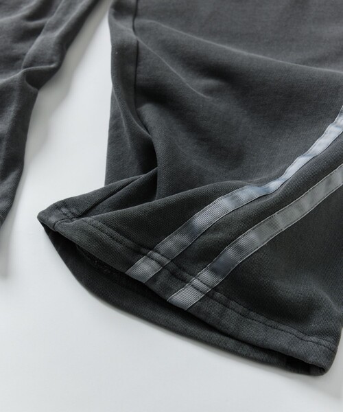 FREAK'S STORE(フリークスストア)の「MR HEARTS/ミスターハーツ 限定展開 MR HEARTS/ミスターハーツ WIDE SILHOUETTE SIDE LINE SWEAT PANTS(スウェットパンツ・メンズ・ブラウン/ネイビー/ブラック・SMALL/MEDIUM/LARGE)」の10枚目の写真