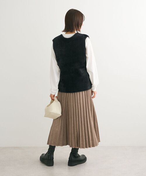 Green　Parks（グリーンパークス）の「シャギーVネックニットベスト（ベスト・レディース・ブラック/ホワイト系その他2/グレー・FREE）」の6枚目の写真