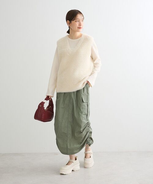 Green　Parks（グリーンパークス）の「シャギーVネックニットベスト（ベスト・レディース・ブラック/ホワイト系その他2/グレー・FREE）」の10枚目の写真