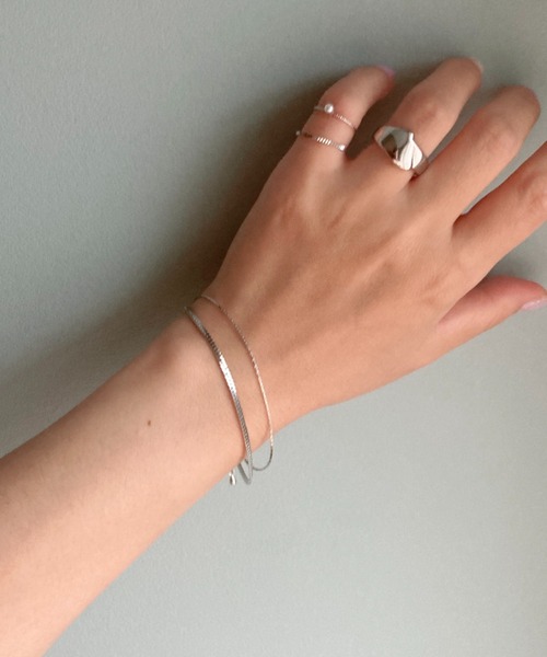 ciite'（シーテ）の「layered narrow bracelet / レイヤード ナロー ブレスレット（ブレスレット・レディース・ゴールド/シルバー・FREE）」の20枚目の写真