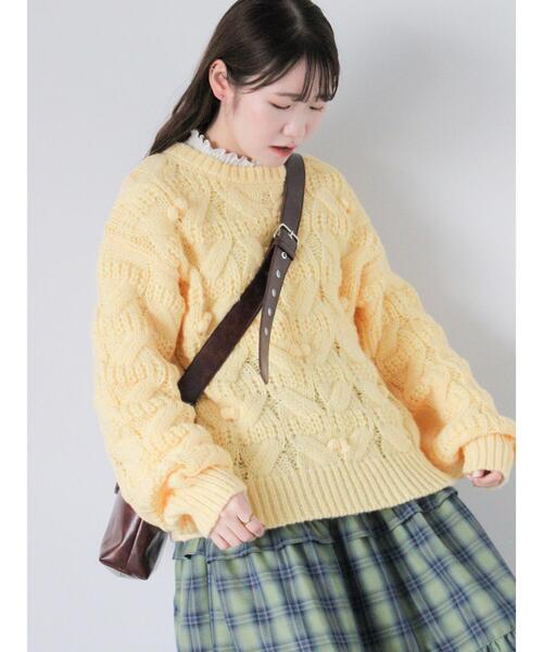 ehka sopo(エヘカソポ)の「ポンポン付ニット(ニット/セーター・レディース・ピンク/イエロー/オフホワイト/グレー・F)」の3枚目の写真