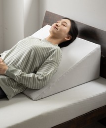 EMOOR（エムール）の「姿勢を安定させる 傾き寝枕（寝具・メンズ）」
