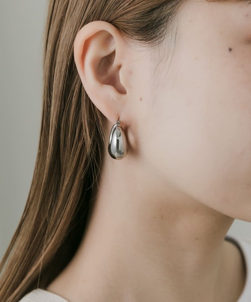 SMELLY（スメリー）の「ステンレスプランプフープピアス（ピアス（両耳用）・レディース・シルバー・-）」の5枚目の写真