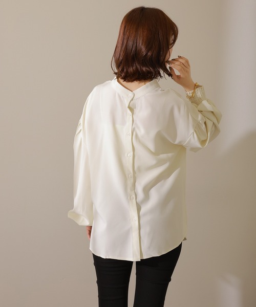 LAULEN(ローレン)の「2way volume sleeve blouse /2way バックボタン ボリュームスリーブ ブラウス(シャツ/ブラウス・レディース・ブラック/アイボリー/ホワイト・FREE)」の11枚目の写真