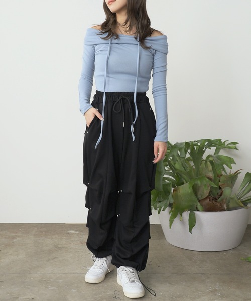 ROOPTOKYO（ループトウキョウ）の「リボン付 オフショルカットソー（Tシャツ/カットソー・レディース・ブルー/ピンク/ホワイト/ブラック・FREE）」の22枚目の写真