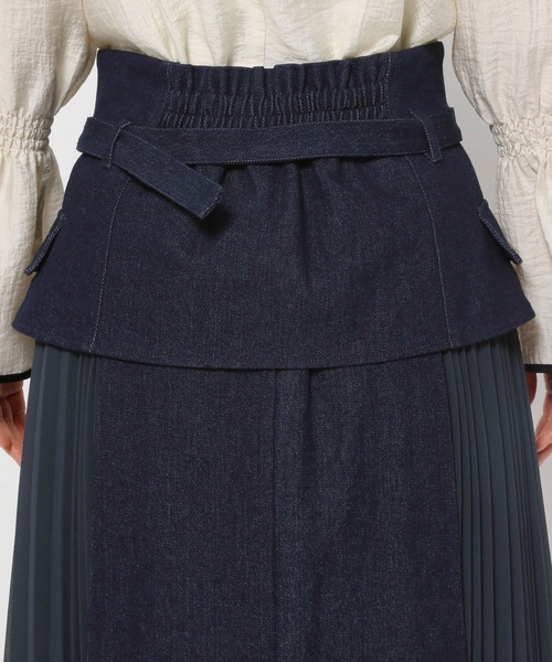 mysty woman(ミスティウーマン)の「異素材プリーツレイヤースカート 320386(スカート・レディース・ブラック/ネイビー・FREE)」の8枚目の写真