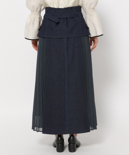 mysty woman(ミスティウーマン)の「異素材プリーツレイヤースカート 320386(スカート・レディース・ブラック/ネイビー・FREE)」の9枚目の写真