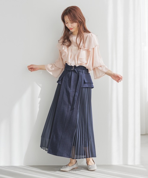 mysty woman(ミスティウーマン)の「異素材プリーツレイヤースカート 320386(スカート・レディース・ブラック/ネイビー・FREE)」の16枚目の写真