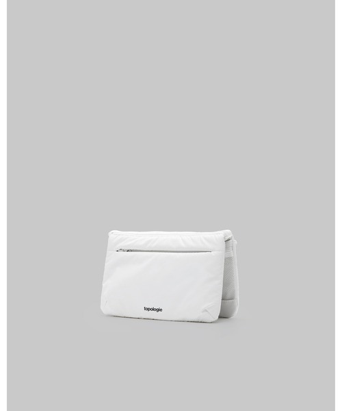Topologie(トポロジー)の「Flat Sacoche Small フラットサコッシュ【バッグ単体】(ショルダーバッグ・レディース・ブラック/レッド/ホワイト/ゴールド/シルバー/ブラック系その他/ダークブルー/レッド系その他/グリーン系その他・ONE SIZE)」の11枚目の写真